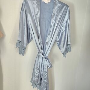 Elegant Satin Robe with Lace Trim